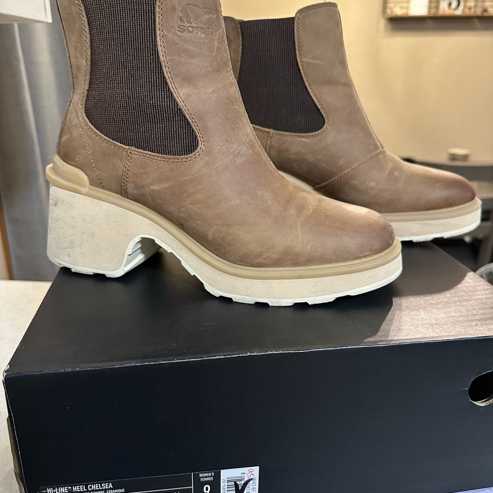 SOREL. Chelsea Boot - Picture 2 of 4